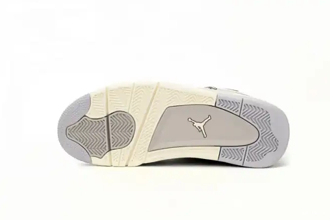 1st Kicks AQ9129-001 WMNS Jordan Air Frozen Moments 4 0512